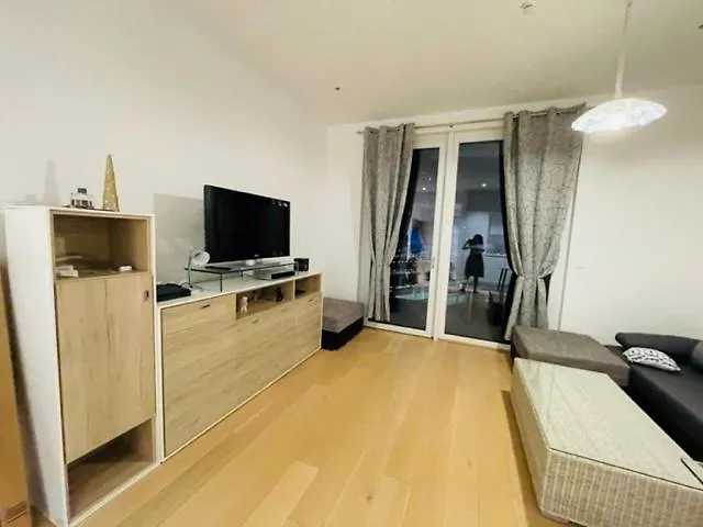 Vienna Belvedere-Hauptbahnhof-Apartment 0*,